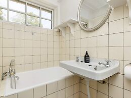 6 Person Holiday Home in Store Heddinge