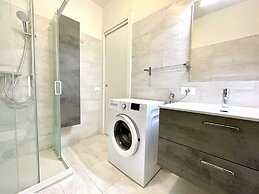 Nice Apartment With Shared Pool