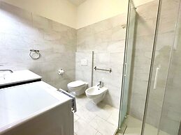 Nice Apartment With Shared Pool