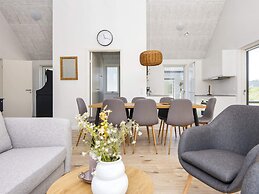 8 Person Holiday Home in Romo