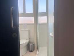 Phaedrus Living Hoopoe Residencies 206