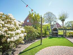 At Home Comfortable Holiday Residence