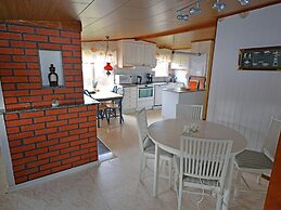 Summer Cottage Near the Beach