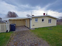 Summer Cottage Near the Beach