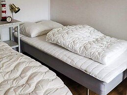 Summer Cottage Near the Beach