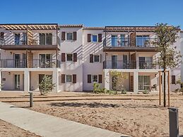 Newly Built Apartment Near the Beach