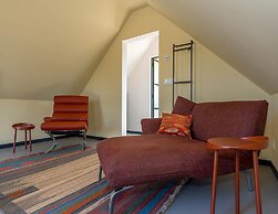 Cosy Holiday Home With Garden