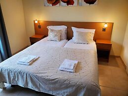 Charming Villa With Garden