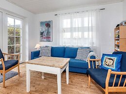 6 Person Holiday Home in Albaek