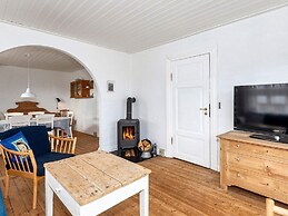 6 Person Holiday Home in Albaek