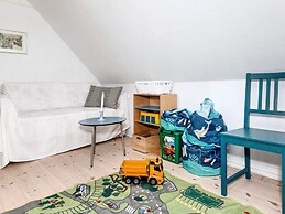 6 Person Holiday Home in Albaek