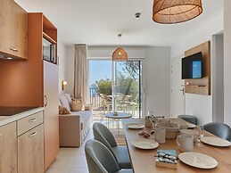 Newly Built Apartment Near the Beach