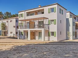 Newly Built Apartment Near the Beach