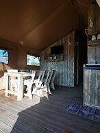 Pleasant Tent With Swimming Pool