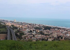 Pleasant Tent With Swimming Pool