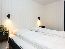 5 Star Holiday Home in Borkop