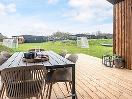 5 Star Holiday Home in Borkop