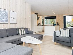 5 Star Holiday Home in Glesborg