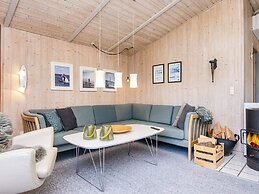 6 Person Holiday Home in Juelsminde