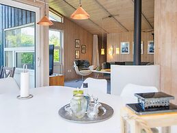 6 Person Holiday Home in Juelsminde
