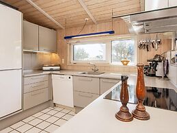 6 Person Holiday Home in Juelsminde