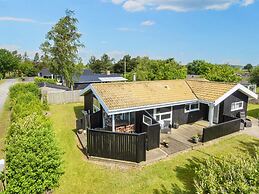 6 Person Holiday Home in Juelsminde