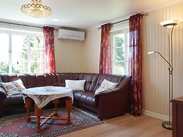 5 Person Holiday Home in Hedekas
