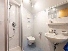 Lovely Holiday Home With Ski-storage