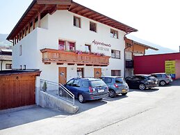 Lovely Holiday Home With Ski-storage