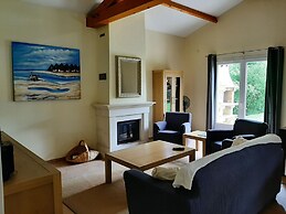 Spacious Villa With Garden and Pool