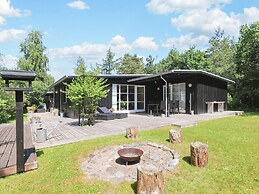 4 Star Holiday Home in Hals