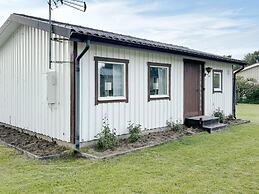 Welcoming Cottage Near the Sea-by Traum