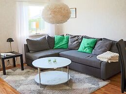 Welcoming Cottage Near the Sea-by Traum