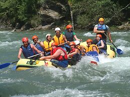 Apartment Right Next to Cable car