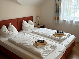 Apartment Right Next to Cable car