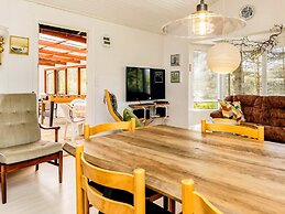 6 Person Holiday Home in Blokhus
