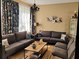 Marl Home With Spa, Sauna in the City Center