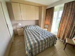 Beautiful Apartment on the Marina