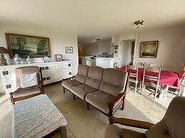 Beautiful Apartment on the Marina