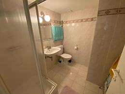 Beautiful Apartment on the Marina