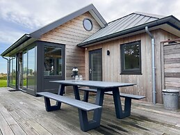 Beautiful Holiday Home With Private Orchard