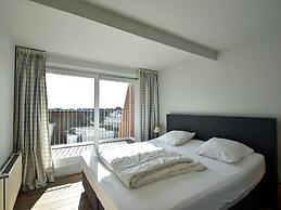 Stylish Apartment Right on the Beach