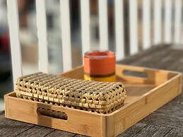 Stylish Apartment Right on the Beach