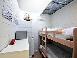 Stylish Apartment Right on the Beach