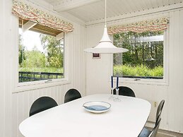 6 Person Holiday Home in Gilleleje