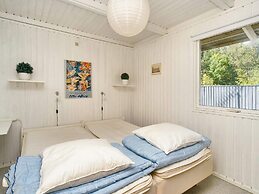 6 Person Holiday Home in Gilleleje