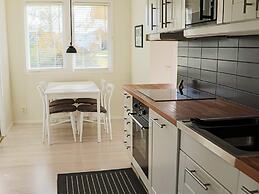 Cosy Holiday Home With Balcony