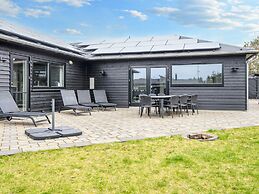 5 Star Holiday Home in Glesborg