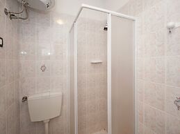 Belvilla by OYO Inviting Holiday Home With Terrace