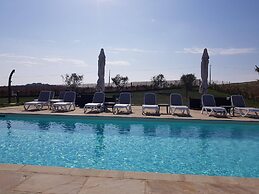 Bright Apartment in a Farmhouse With Swimming Pool